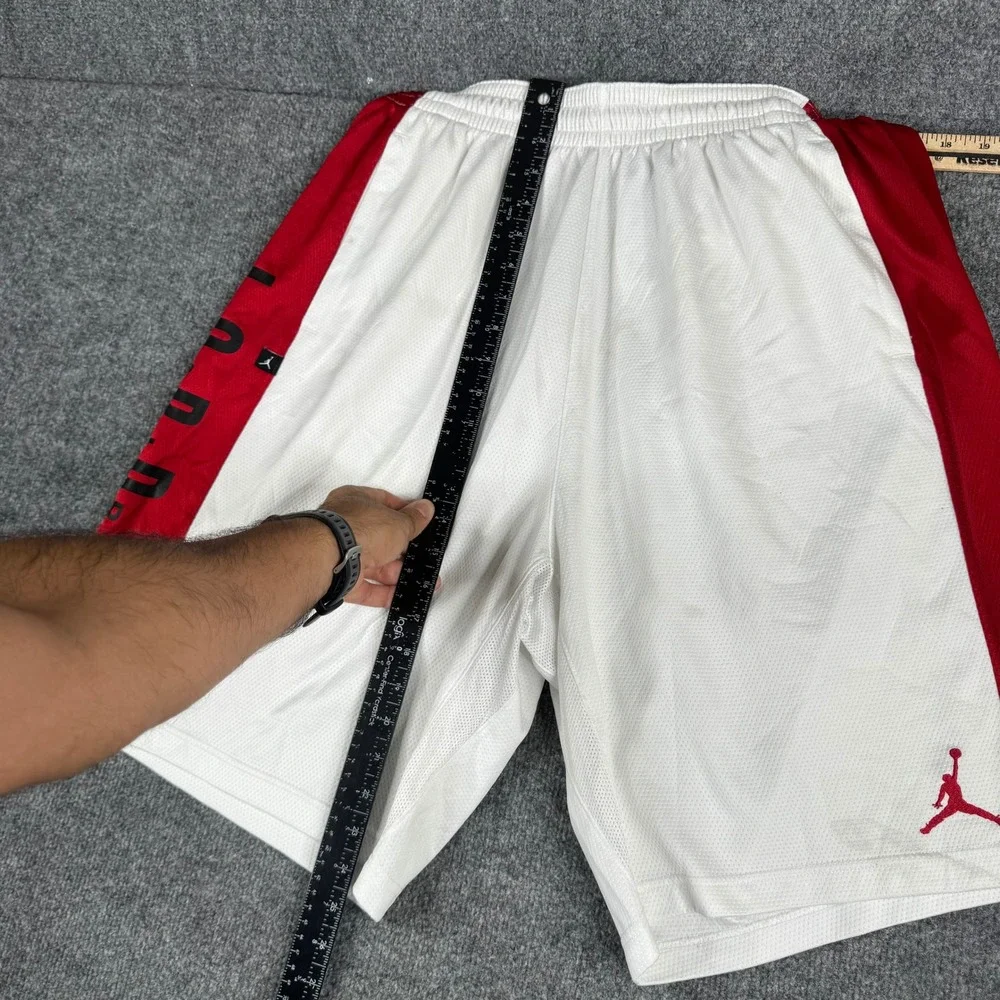 Jordan Shorts Mens Size XXL White Red Dri-Fit Mesh Athletic Basketball Graphic